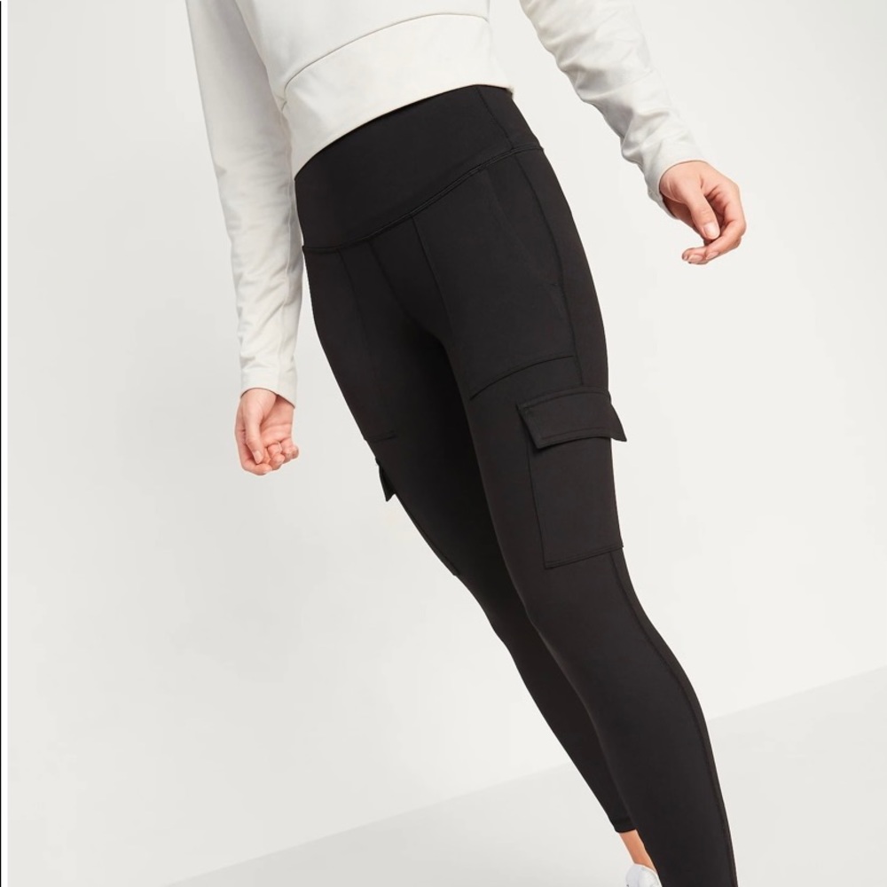 NWT Old Navy Powerpress Cargo 7/8 leggings for Women Size M